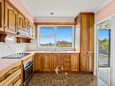 7 Eagleview Crescent, Bell Post Hill