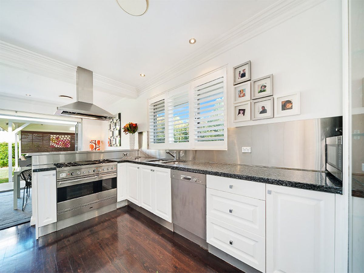 10 McLeod Ave, Roseville