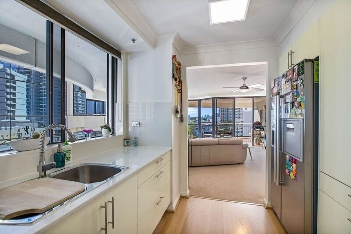 101 / 15 Victoria Avenue, Broadbeach