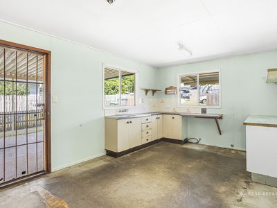 25 Swordfish Avenue, Taranganba