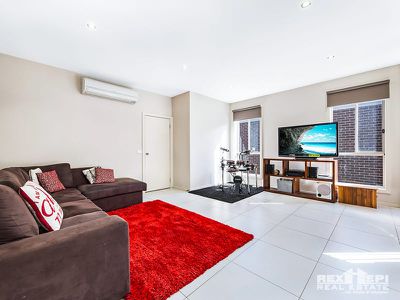 8 Coberley Way, Cranbourne North