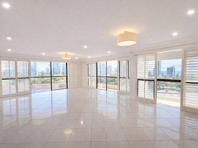 36 / 20 Commodore Drive, Paradise Waters