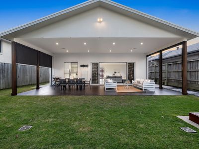 19 Feathertail Place, Gumdale