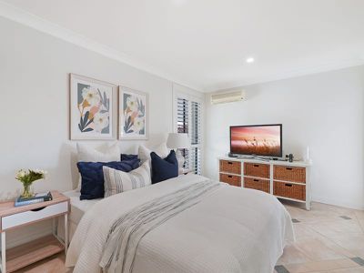 4 Garden Grove, Carrara