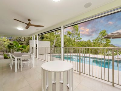 1 Seaview Court, Castle Hill