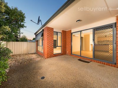 33 CUMMINGS STREET, Wodonga