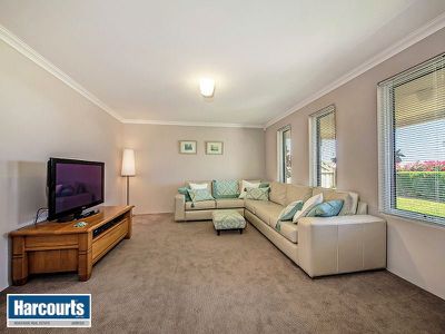 6 Jetty Loop, Yanchep