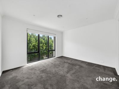 10 Greenwich Crescent, Bundoora