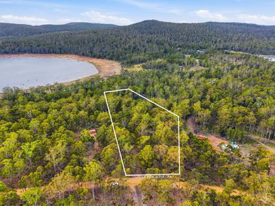 18 Little Spit Road, Lake Leake