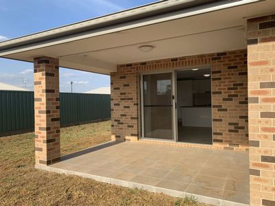 4 Bradford Circuit, Dubbo