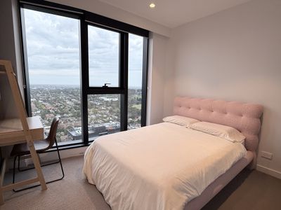 2802 / 545 Station Street, Box Hill