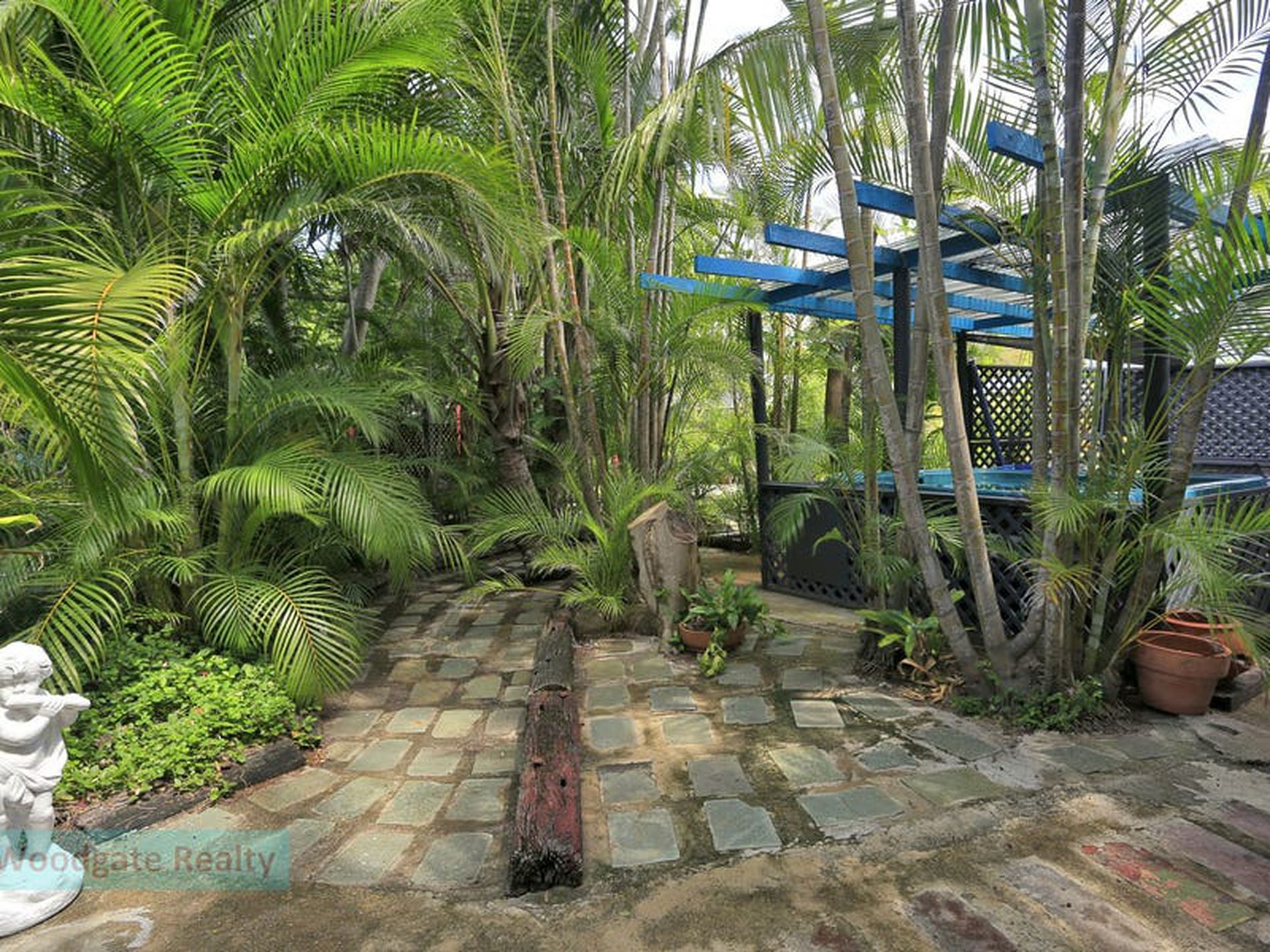 8 Fifth Ave, Woodgate