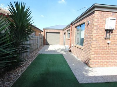 1 / 1B Roma Street, Bell Park