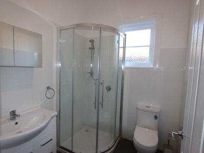 2 / 12 Thomas Street, Geelong West