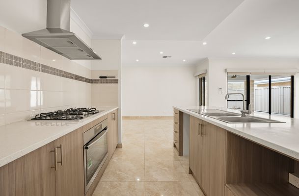 14 Wollomai Rd, Baldivis