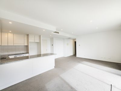 32 / 47 Blackall, Barton