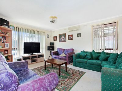 4 Highton Close, Hampton Park