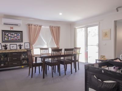 5 Myrtle Street, West Albury