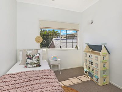 28 Oceanview Avenue, Mooloolaba