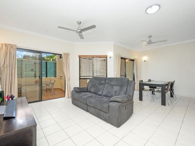 38 / 18-30 Sir Leslie Thiess Drive, Townsville City