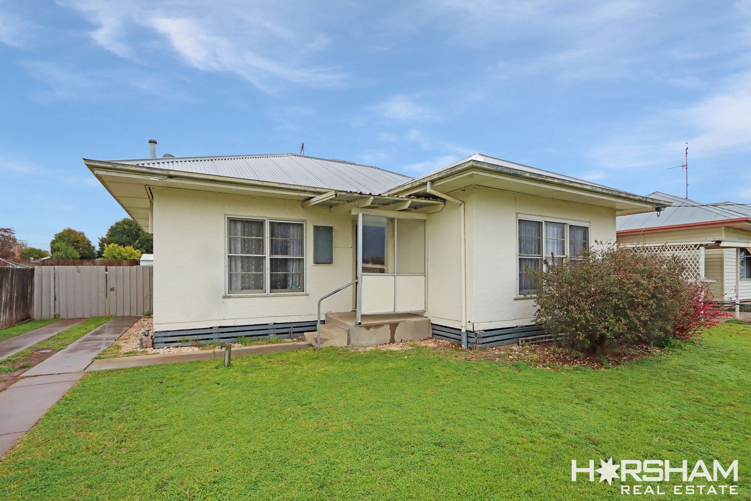 27 Philip Street, Horsham