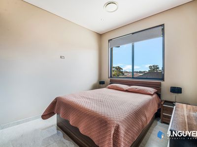 40 Oxford Street, Smithfield