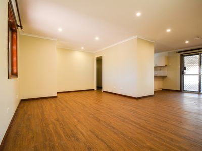 4 Yanderra Crescent, South Hedland
