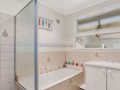 10 Taddor Drive, Cranbourne