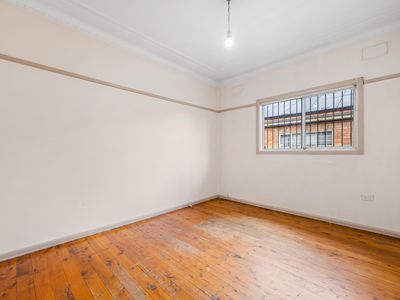 204  Fairfield Street, Fairfield East