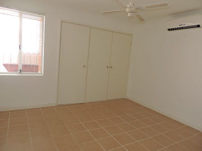 1 / 106 Royal Street, Tuart Hill