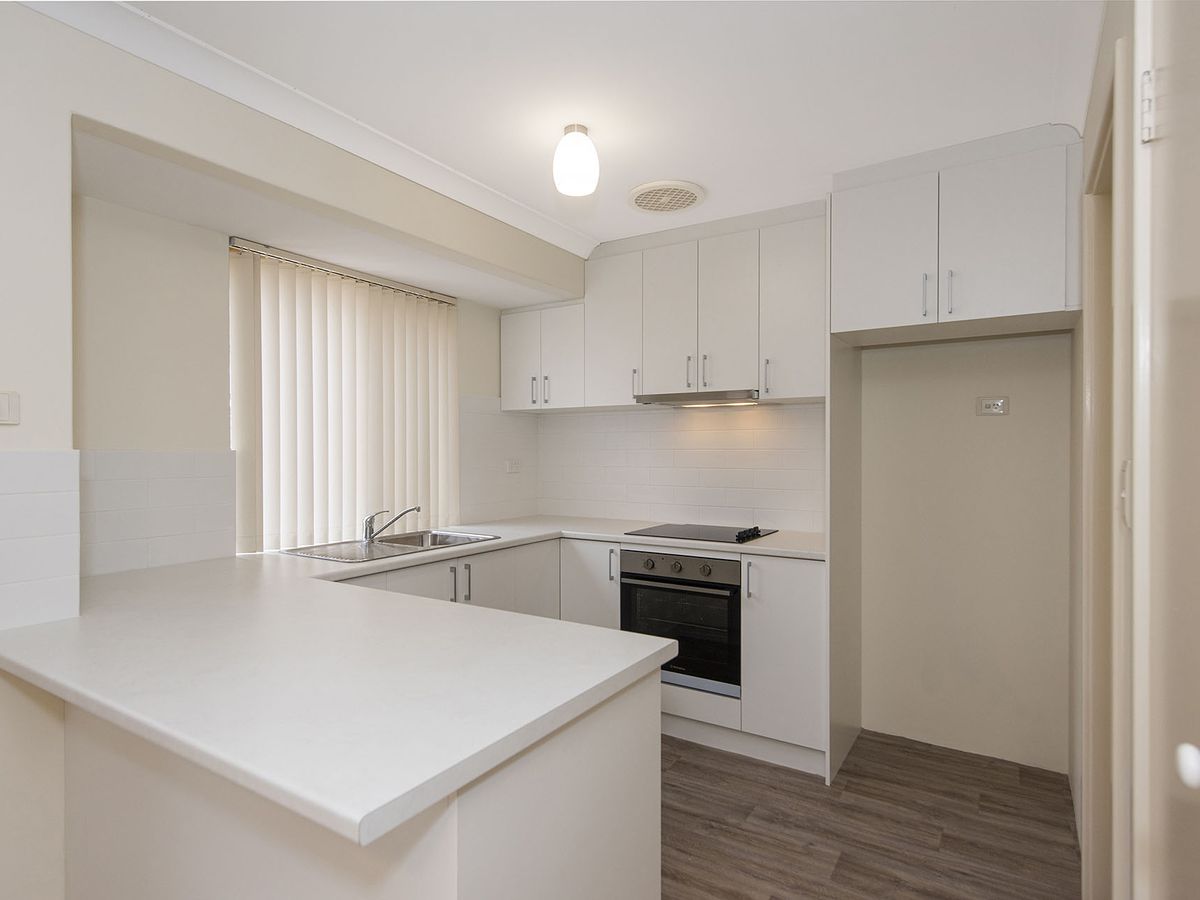 57 / 2 THEAKSTON GREEN, Leeming, Leeming - Thumbnail 8