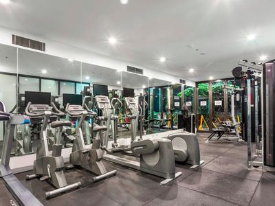 424 / 572 St Kilda Road, Melbourne