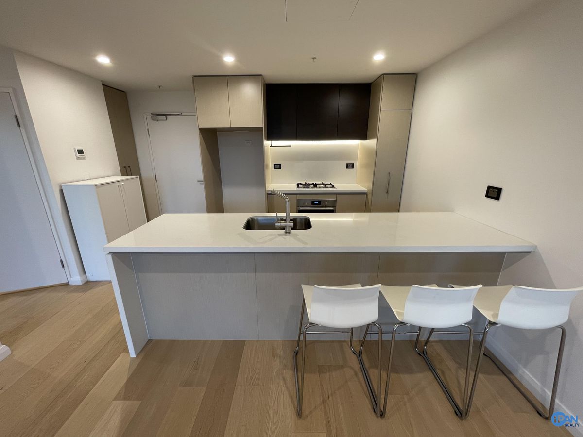 708 / 5B GLYCERIA LANE, Tallawong