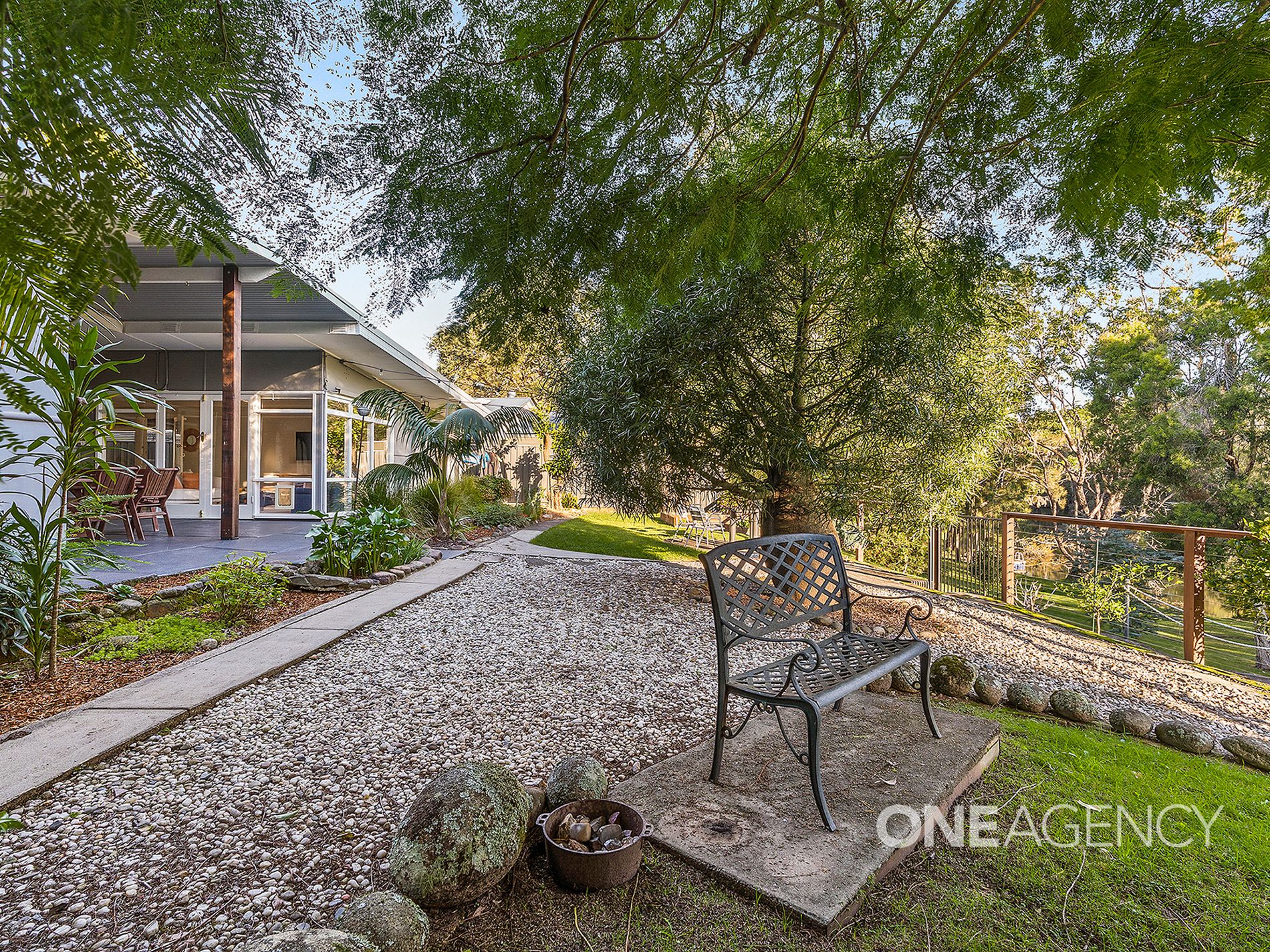 4 Bottle Brush Avenue, Bewong