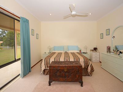 63 OSLOVE DRIVE, Booral