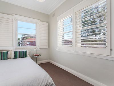 10 / 5 Glenwood Avenue, Coogee