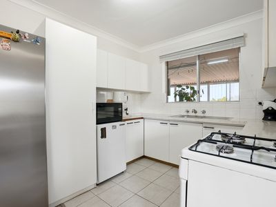2c Payne St, Safety Bay