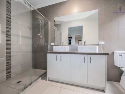 39 Edge View, Point Cook