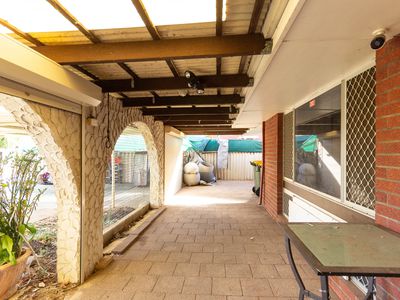 7 Mitchell Crescent, Middle Swan