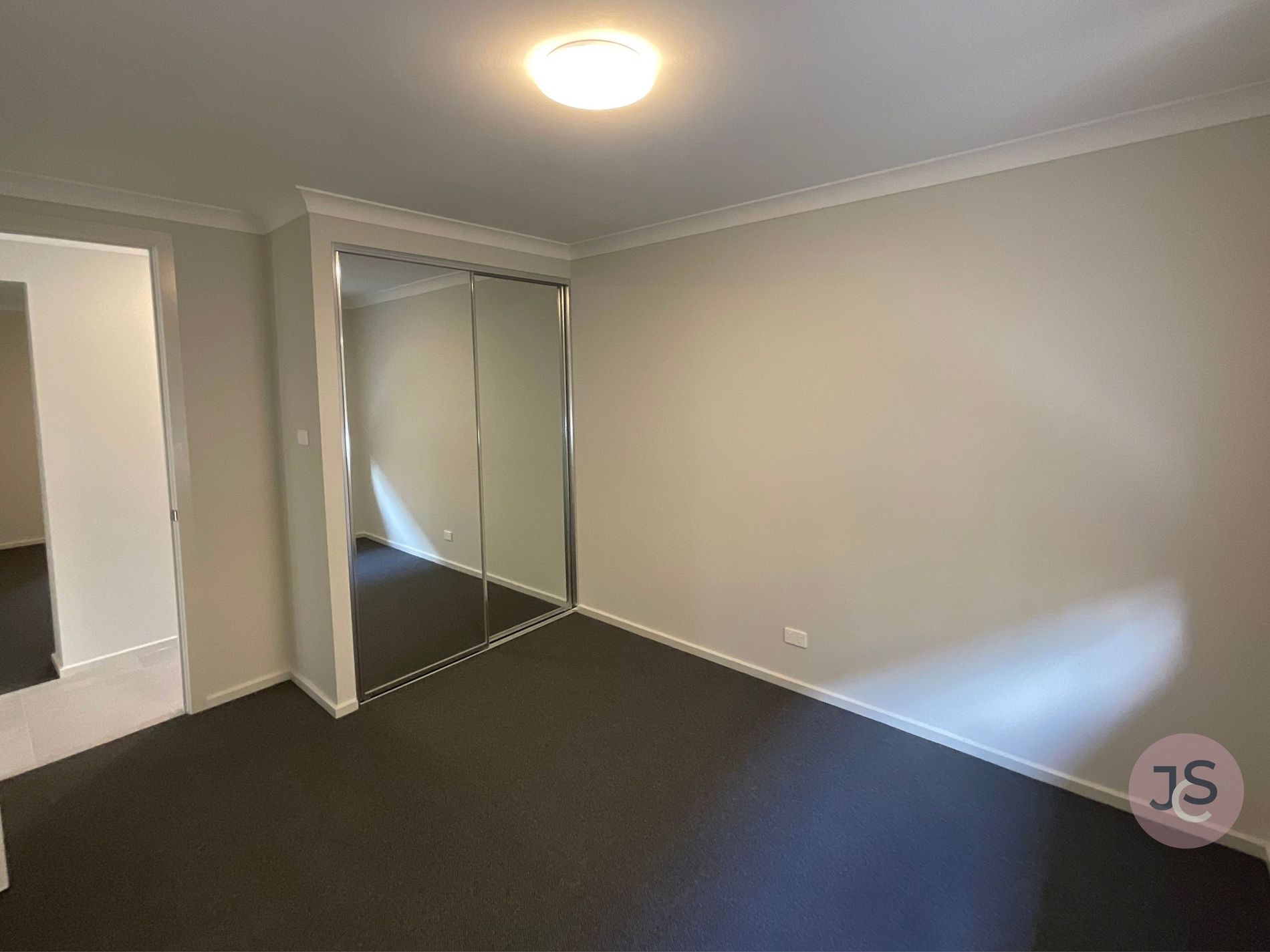 31 Arklow Cresent, Chisholm