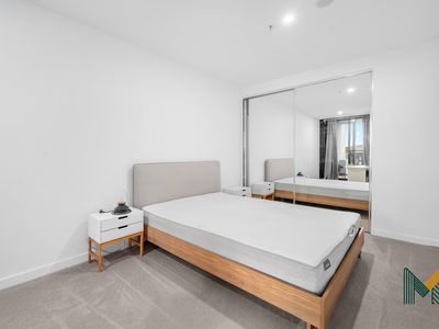 819 / 1 elouera st, Braddon
