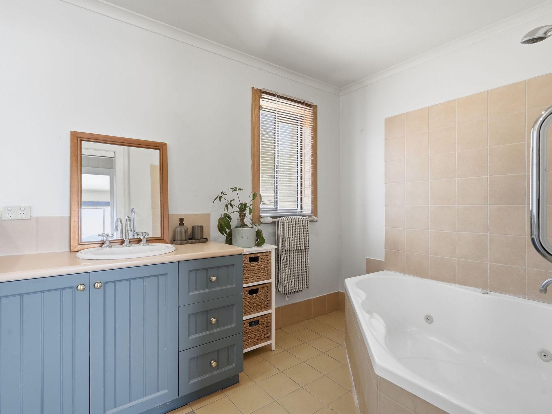 34 Penna Road, Midway Point