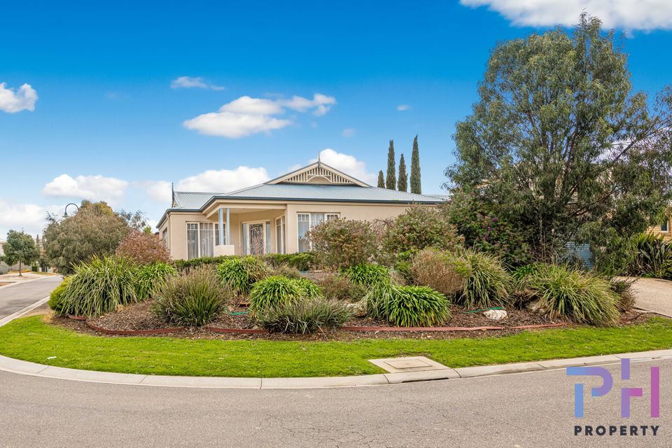 6 Waterview Drive, White Hills