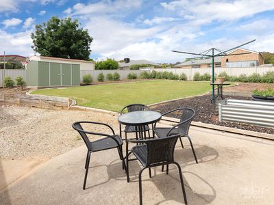 49 KINGFISHER DRIVE, Wodonga