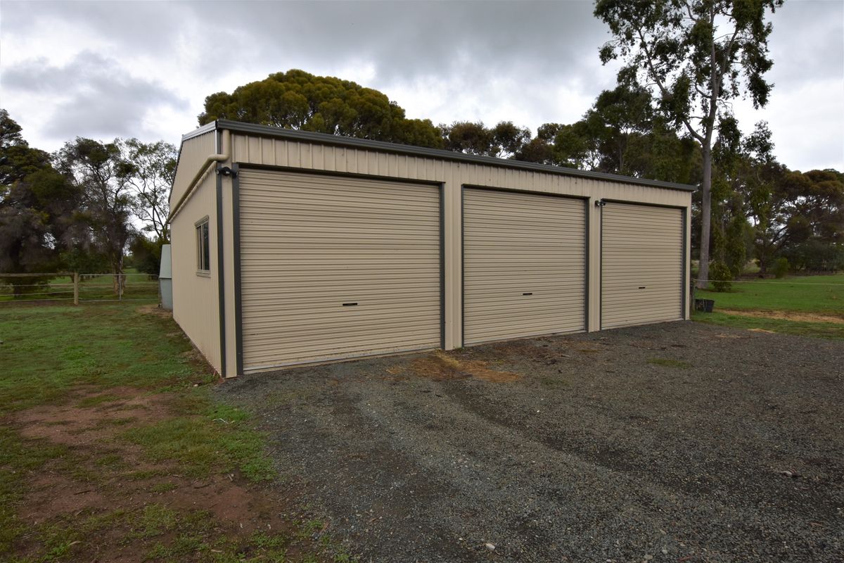 93 Howards Lane, Kyabram