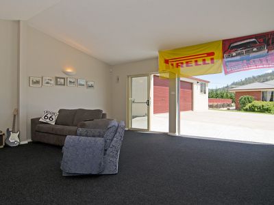 10 Alliance Drive, Cambridge