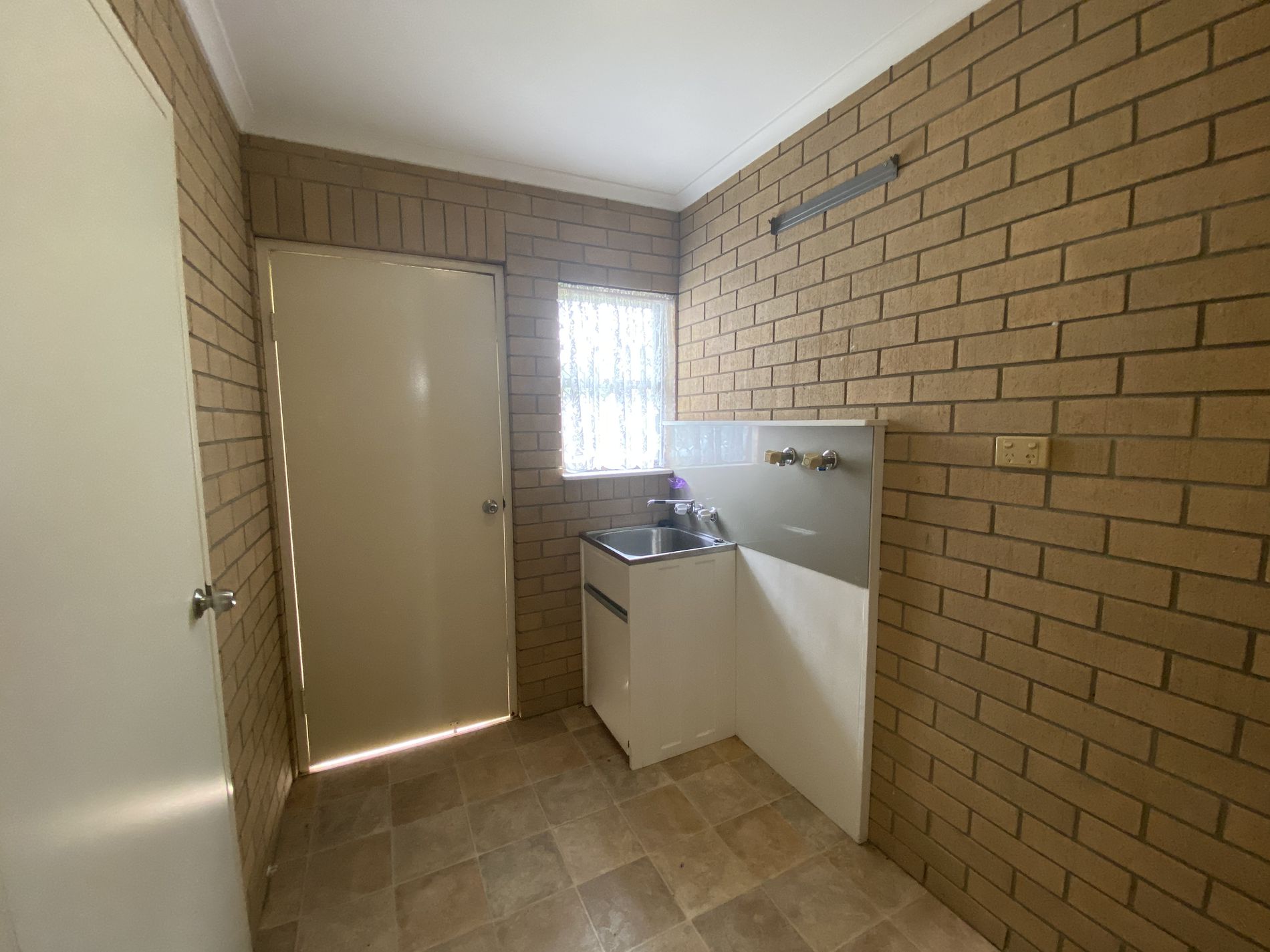 18 Daniel Street, North Mackay 360 Property Management