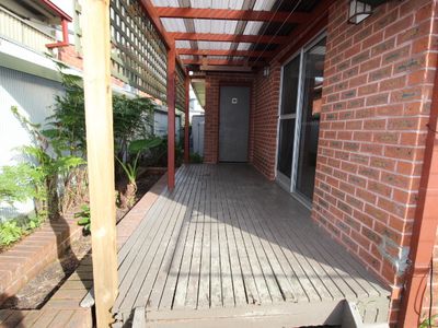 5 Cox Parade, Mount Warrigal