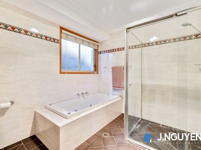 10 Flynn Place, Bonnyrigg Heights