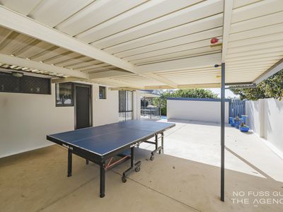 32 Carr Crescent, Warwick